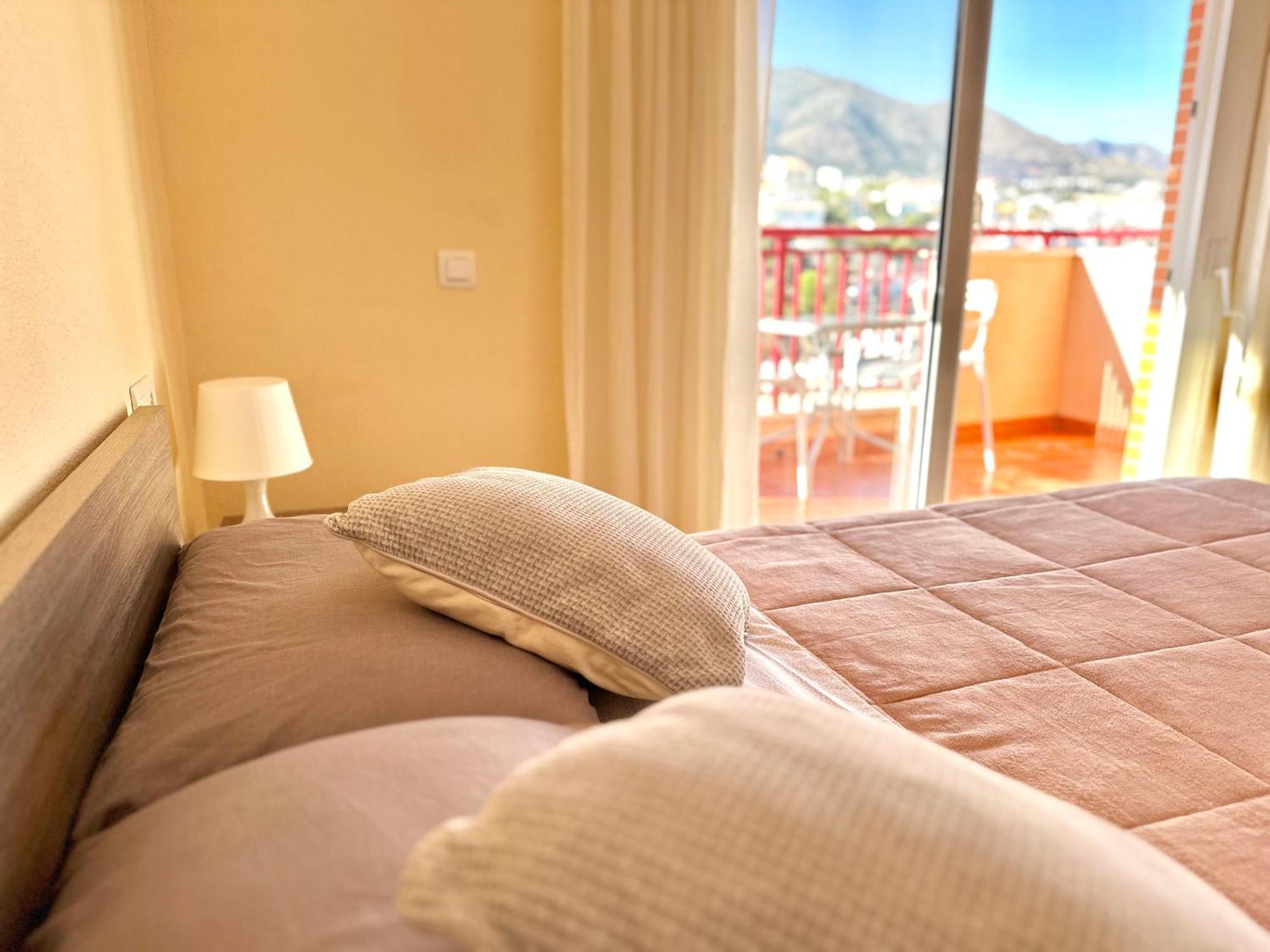 Studio In Costa Del Sol, Sea, Sunshine & Views Fuengirola Kültér fotó